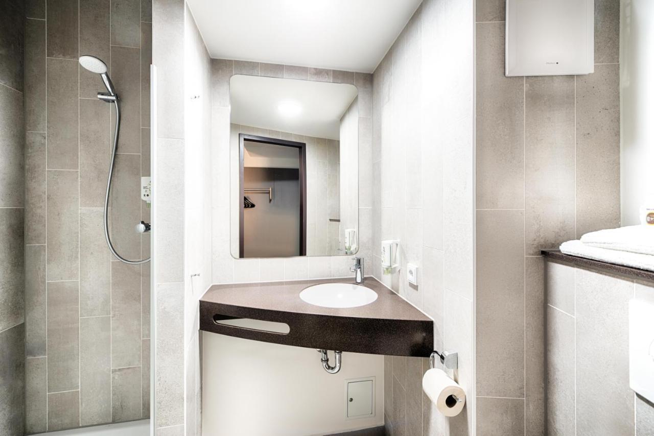 B&B Hotel Rostock City-West Dış mekan fotoğraf